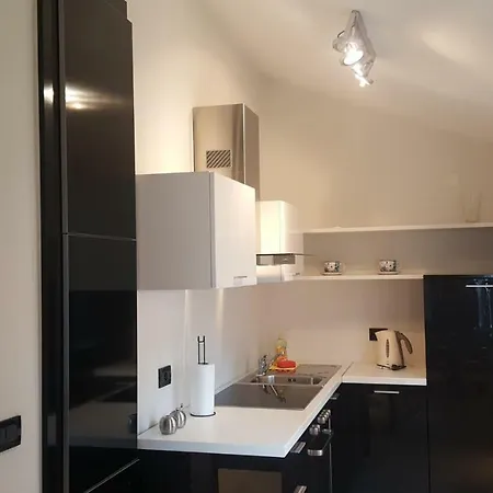 Argonaut Studio Apartment